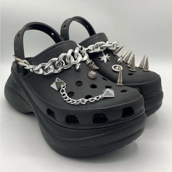 CROCS Shoes - Crocs Bay Studded Goth Cyberpunk Platform Clog Black, Size US Wo’s 8, Men’s 6.5